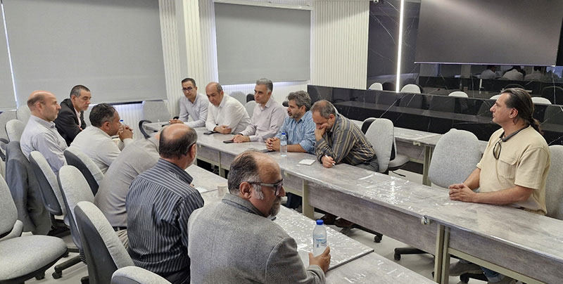 بازدید مقامات ارشد مرکز اصلاح نژاد دام کشور 